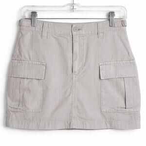Aritzia TNA Surplus Cargo Mini Skirt | Light Grey | Size 4 | Utility Style